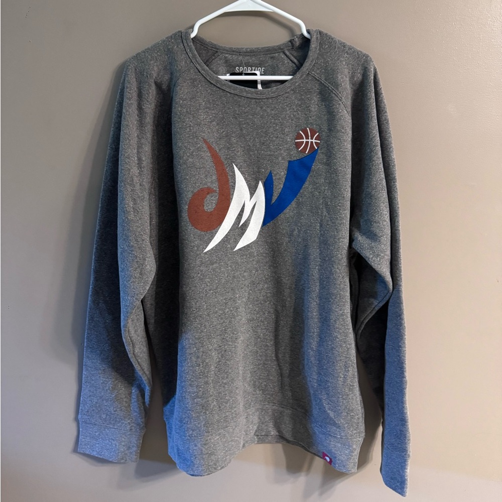 Women's Washington Wizards Sportiqe Sweatshirt NWT
